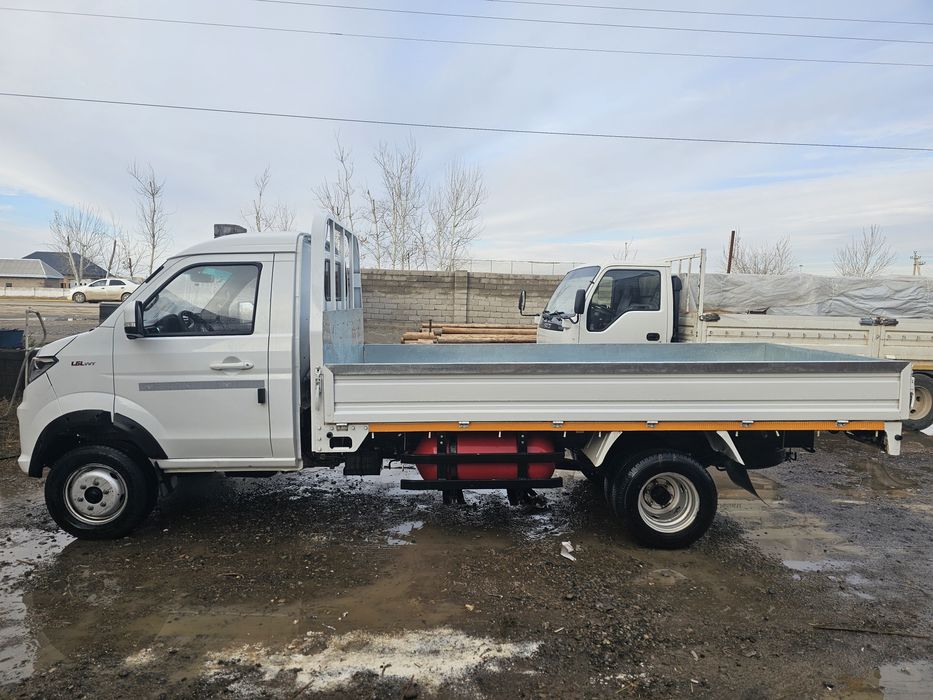 Zo'r xolatda to'ribdi