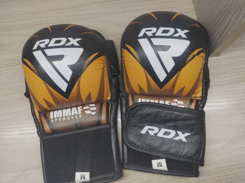 Продаются мма вещи