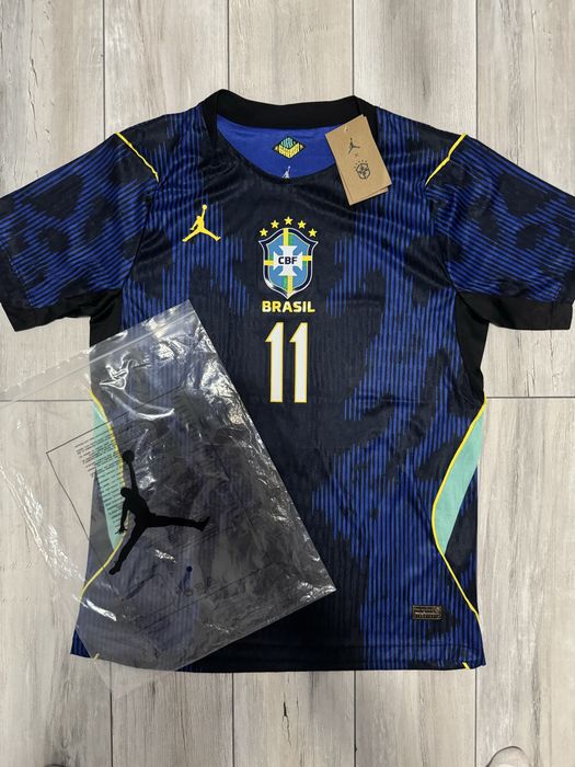 Tricou Brazilia away kit