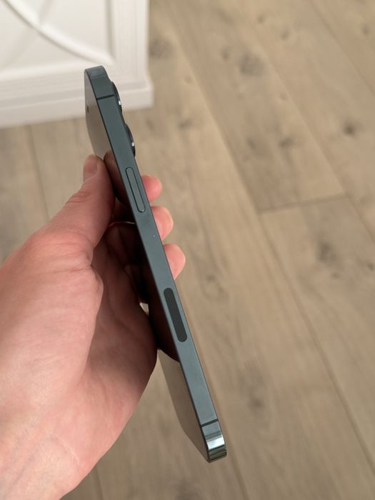 Продам айфон 12 pro max