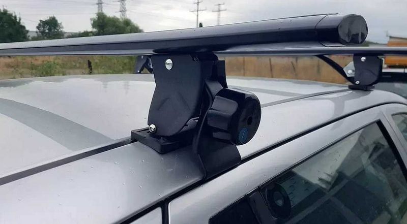 Универсални алуминиеви напречни греди без рейки - 135см, с ключ