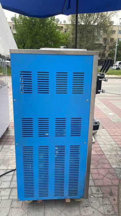 Muzqaymoq aparat sotiladi