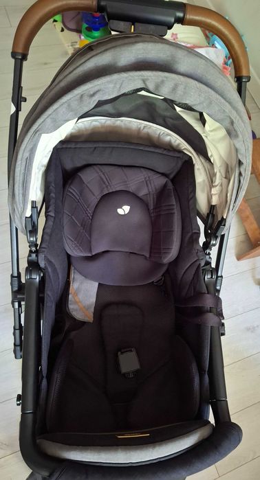 Коляска Joie Signature с дождевиком, срочно