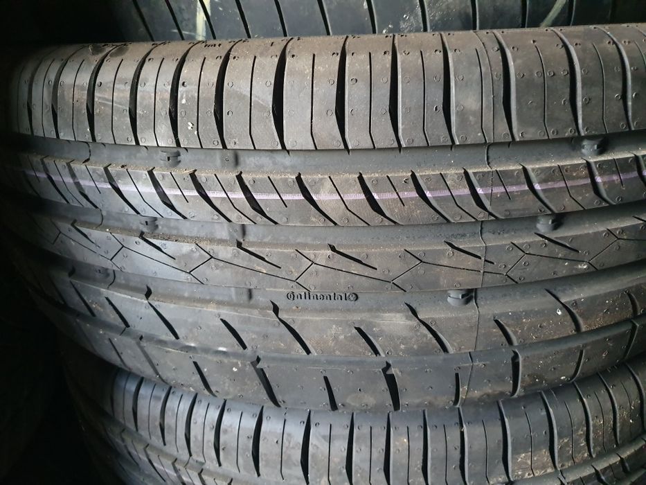 Гуми за кола 215 55 18 Continental
