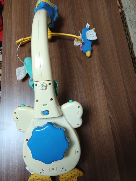 Carusel Vtech pentru patut copii