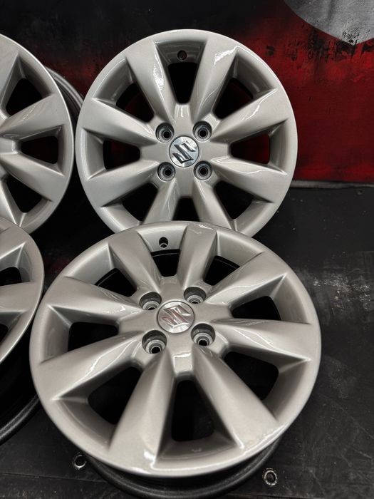 Оригинални алуминиеви джанти за Сузуки ( Suzuki ), 15 цола, 4х100