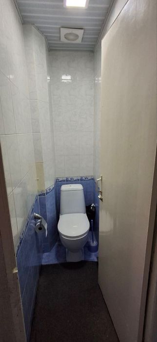 Продается 5 ком. квартира Ибн Сина 2/14