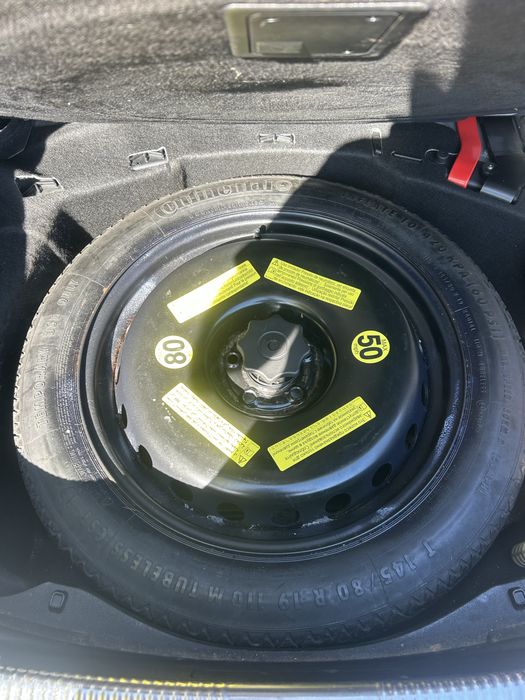Roată rezervă slim R19 cric si cheie roți Audi A8 4H