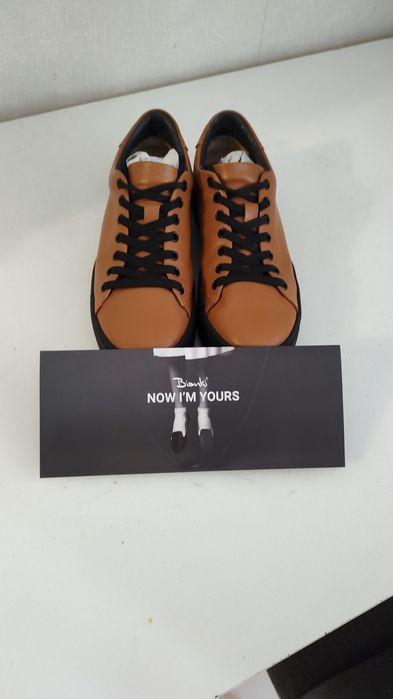 Дамски кецове...