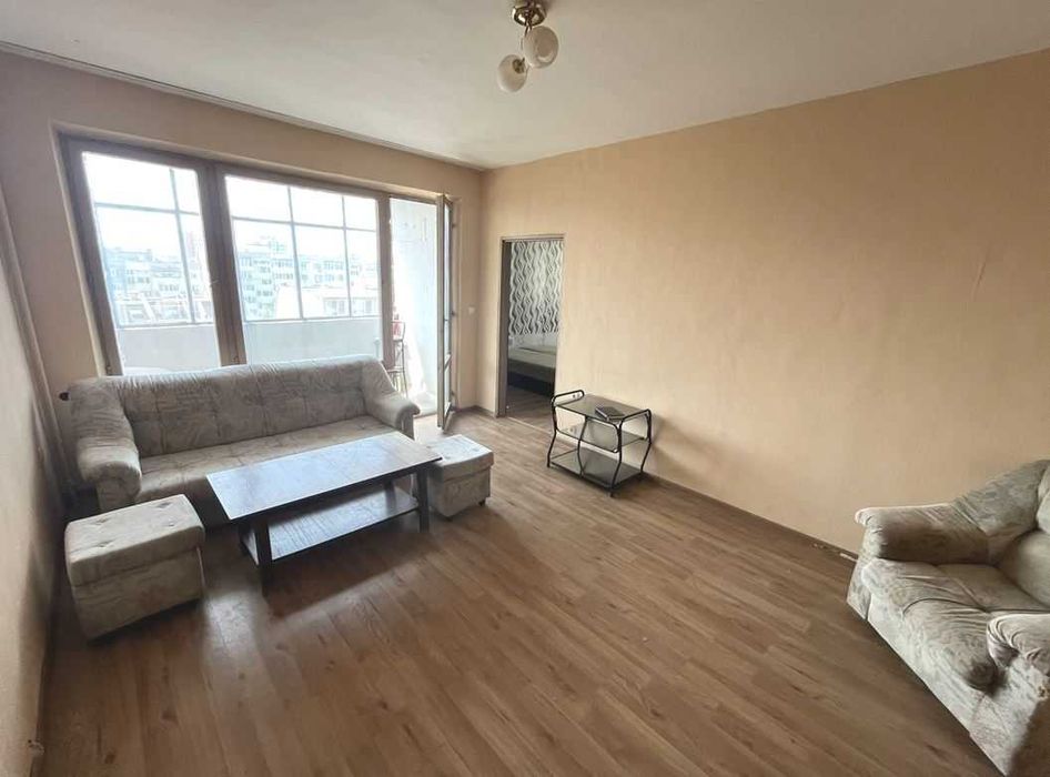 Продава се Двустаен апартамент в Варна, Център - 60 кв.м за 2250 €/кв.м - Снимка #1