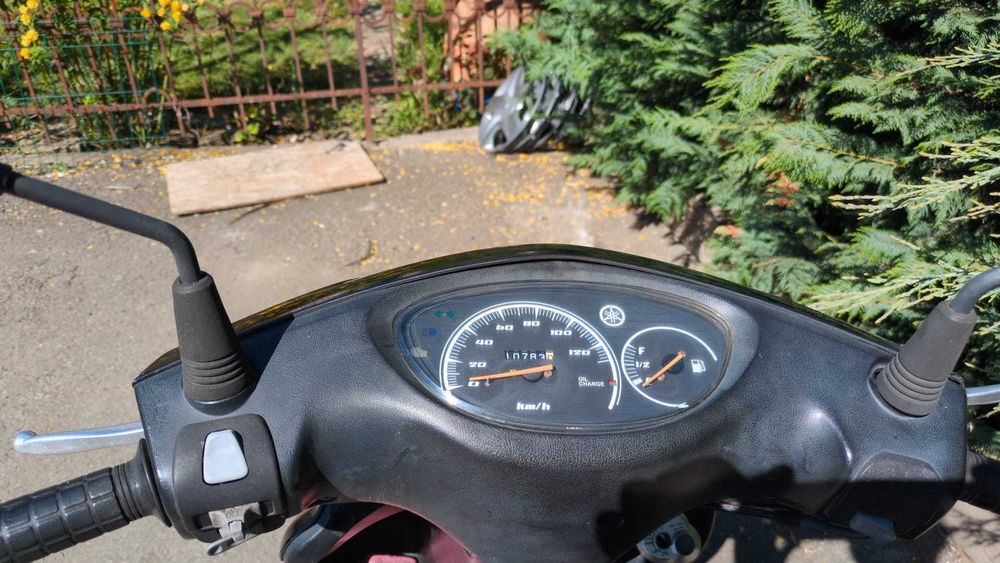Yamaha Vity, 125cmc, 10000km, injectie, 800 Euro
