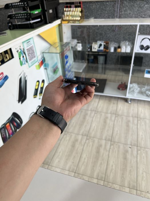 Iphone 11 pro max 256 srochna