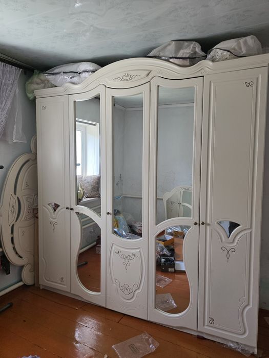 Спальный гарнитур б/у