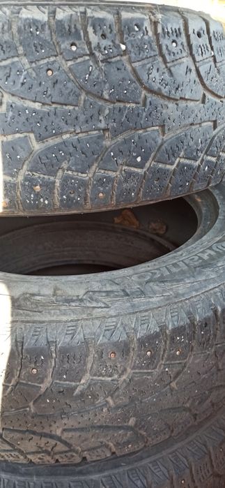 Шины зимние комплект