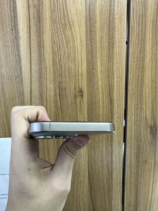 Iphone 15 pro max natural 256 gb 84 %