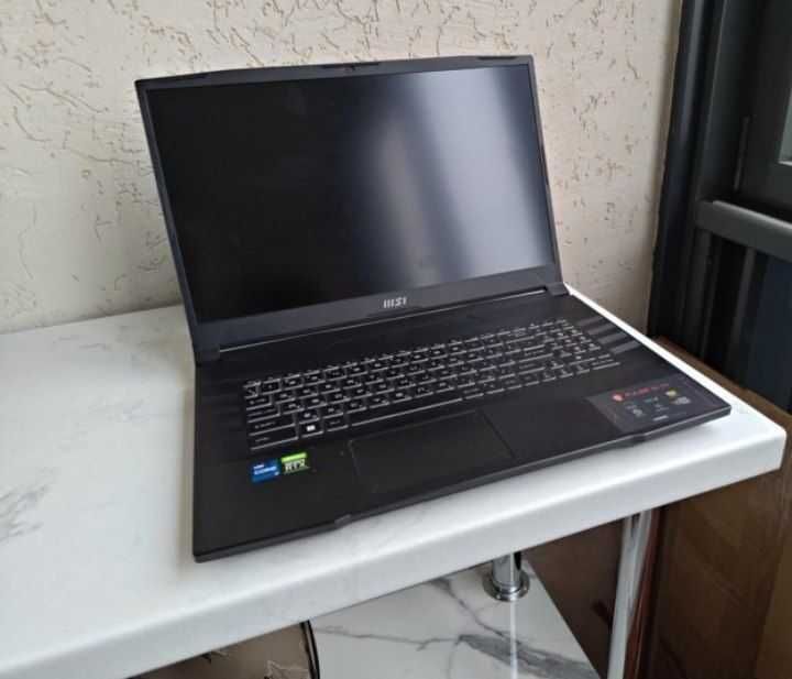 Ноутбук MSI Pulse GL 76