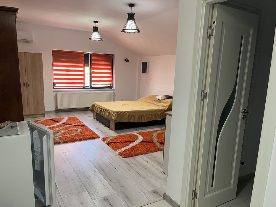 Inchiriez garsoniera in regim hotelier