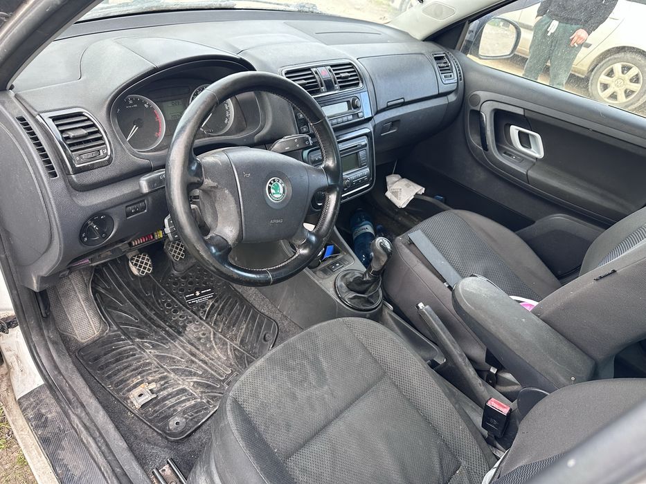 Dezmembrez skoda fabia 1.4 tdi BNM