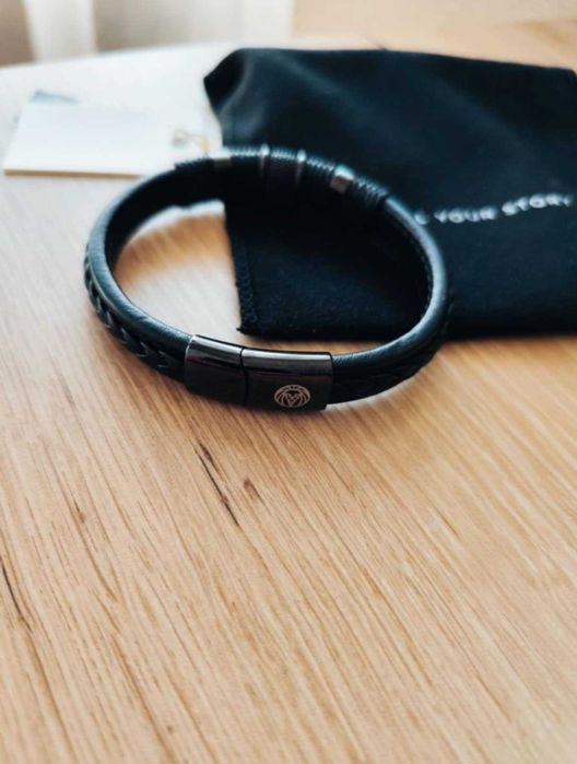 Стилна мъжка гривна от медицинска стомана