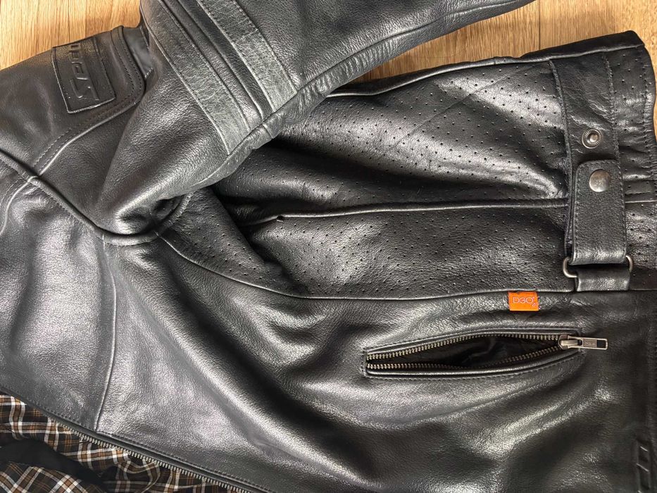 Geaca moto piele SECA Hornet II black + Protectie spate D30 VIPER PRO
