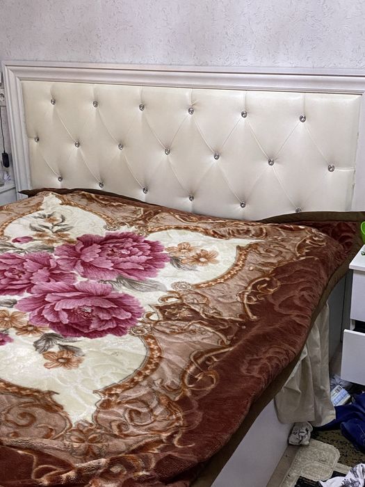 Кровать двухспальная