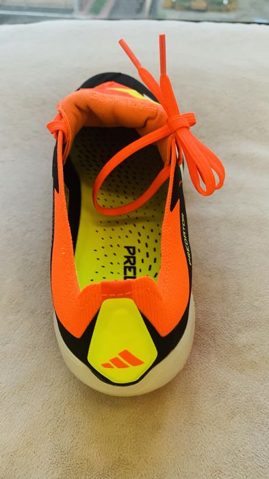 Футбольные бутсы Adidas Predator Elite