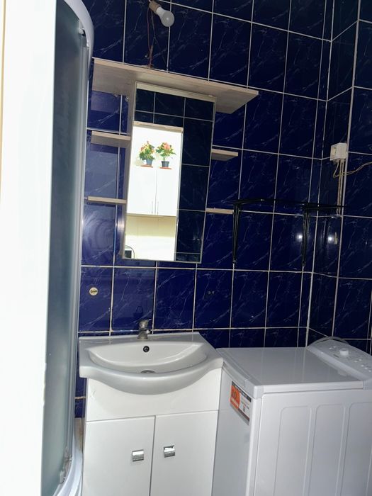 Garsonieră de închiriat 23 m, zona AEM 220 euro