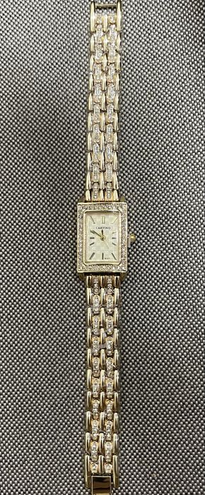 **НОВИ** Дамски луксозни часовници с инкрустирани кристали