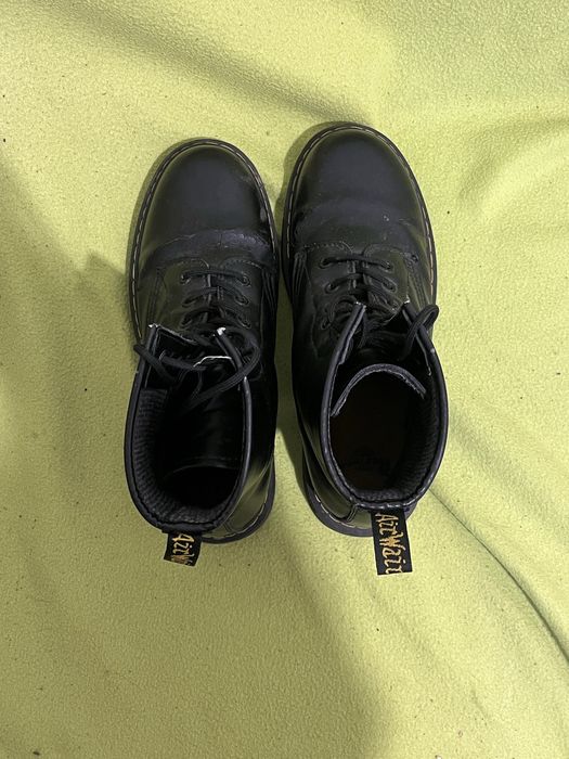 продажа ботинок Martins 43 размер