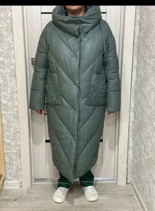 Пуховик в хорошем состоянии, одевали один раз.