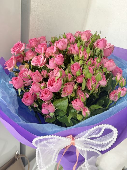 Продам букет кустовые розы