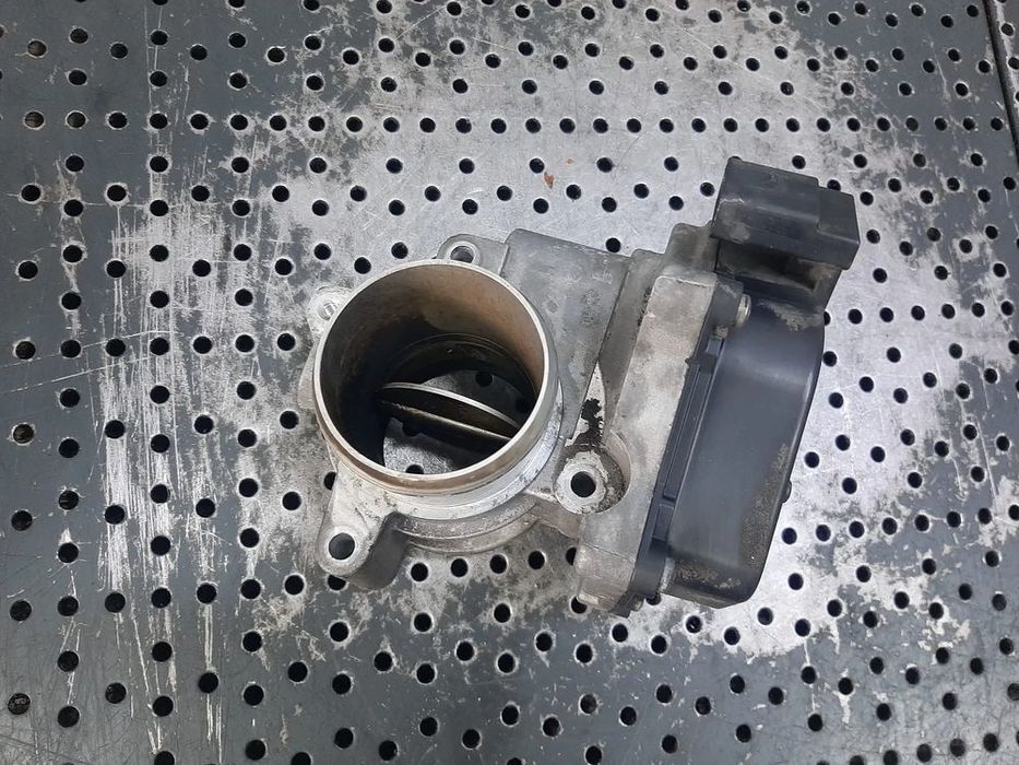 clapeta acceleratie 1.6 tdi cay vw golf 6 touran 1t3 caddy seat ibiza 6j audi a3 a4 a5 a6 skoda octavia 2 03l128063l