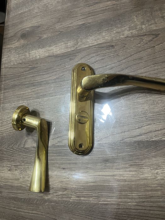Продам ручки  дверные