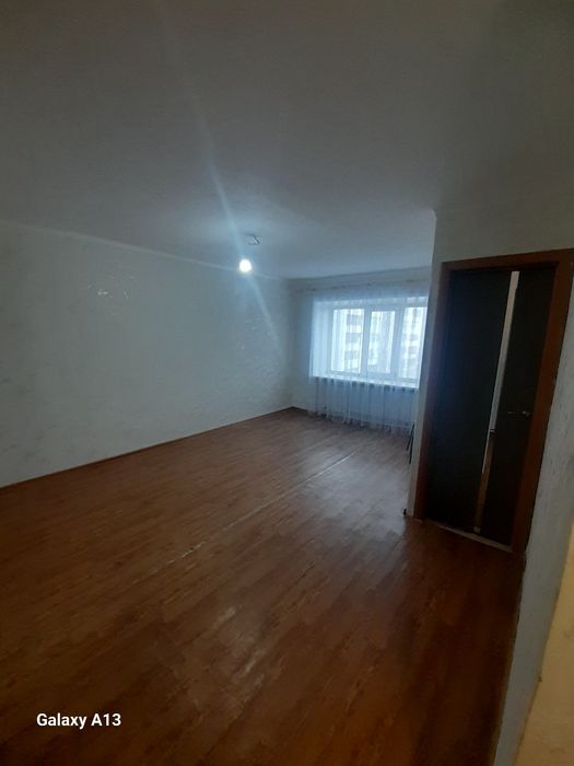 Продам 1 ком  в центре