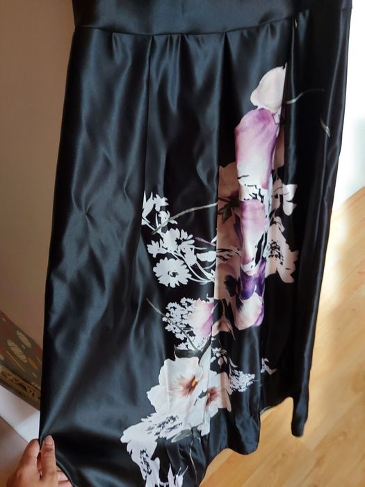 Rochie ocazie neagra cu flori