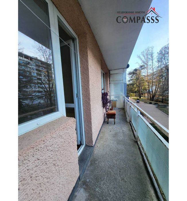 Продава се Тристаен апартамент в Добрич, Център - 92 кв.м за 1196 €/кв.м - Снимка #1