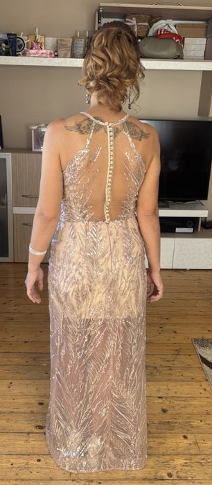 Бална рокля ръчно изработена