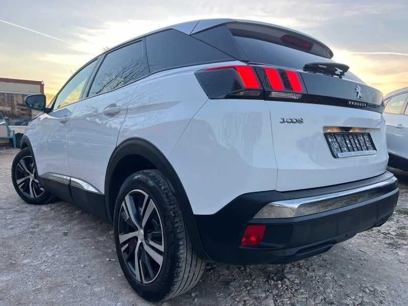ПЕЖО 3008 2019г. на части