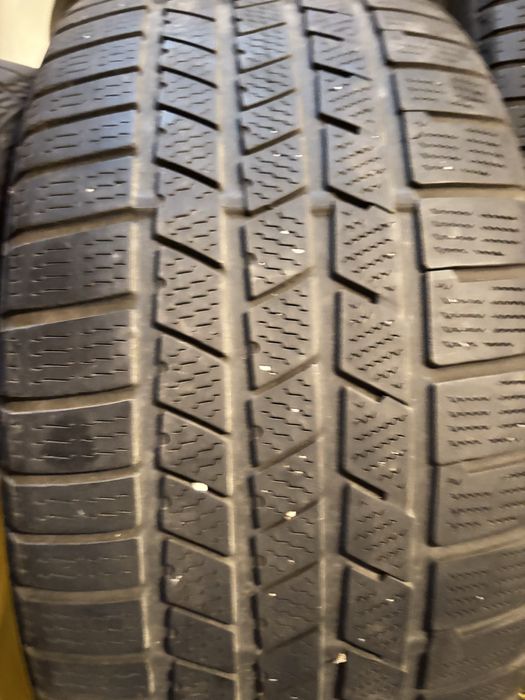 Зимни Гуми 275/40/20 "Continental cross contact"