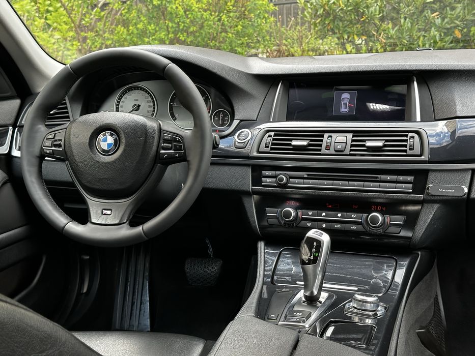 Vand/Schimb Bmw Seria 5 F10•520D•Navi•CarPlay•Senzori•