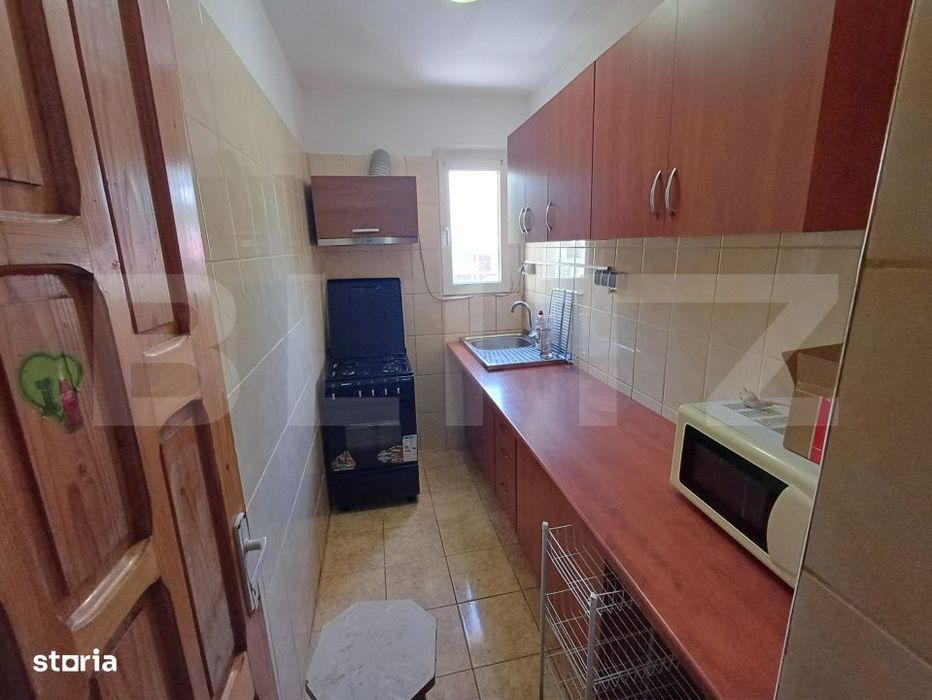 Apartament de vanzare, 2 camere, 42 mp, zona 9 Mai — fotografia 1
