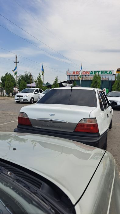 Daewoo nexia  1998