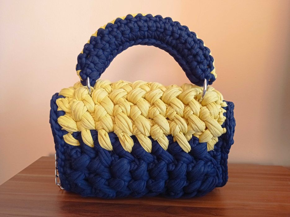 Дамски чанти ръчно плетени