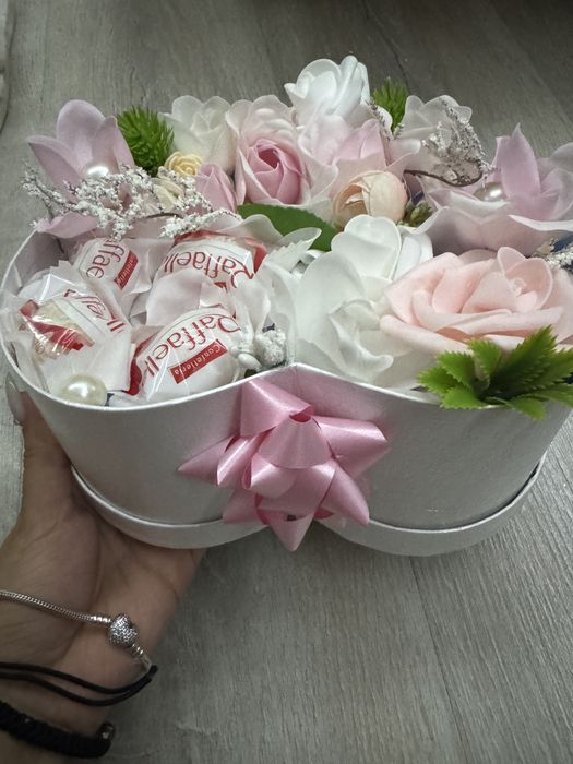 Подаръчна кутия във формата на сърце