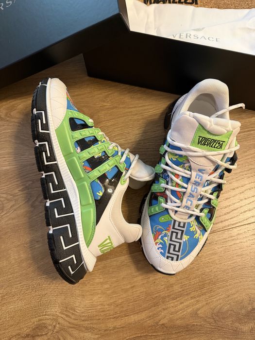 Vând adidasi Versace Trigreca Green marimea 43