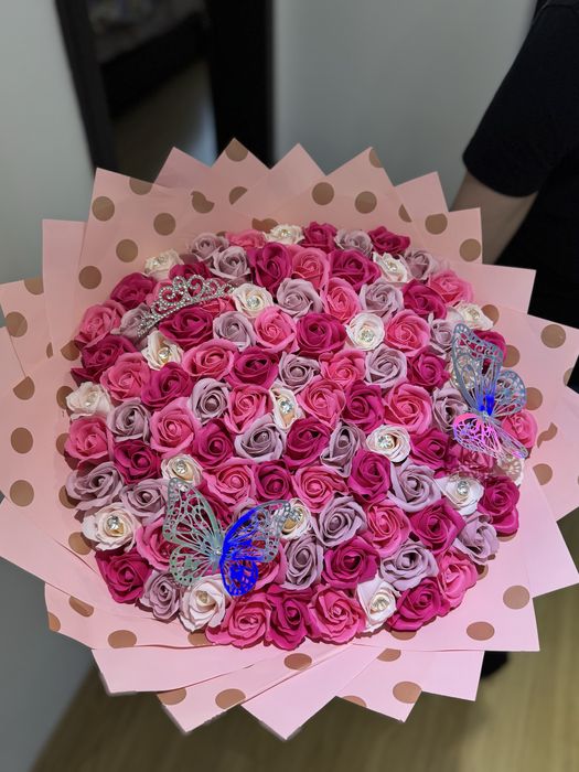 Buchete si aranjamente din trandafiri de sapun