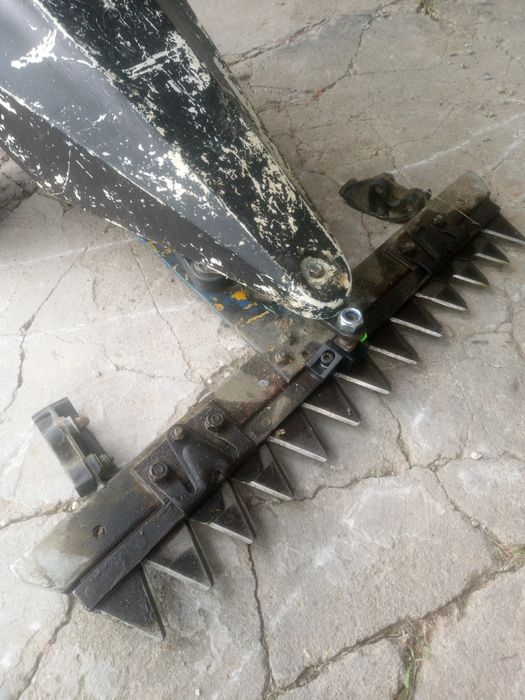 Палцова самоходна  бензинова косачка