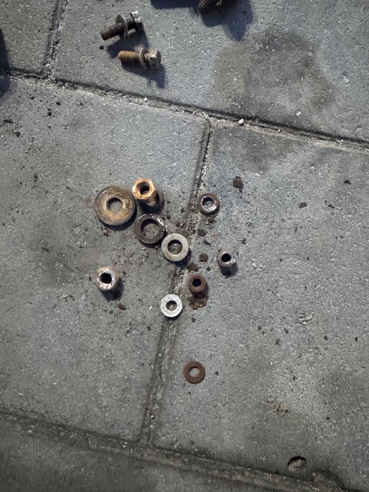 Оригинален теглич Тойота авенсис