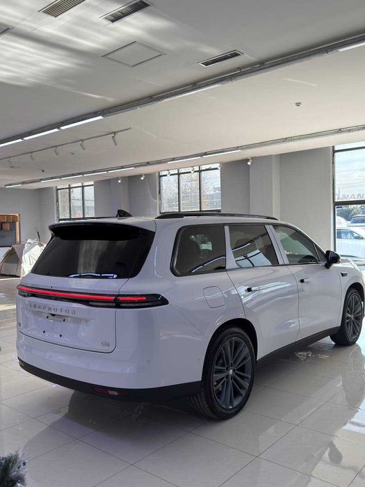 Leapmotor C16 premium dop 200 km naqd va nasiya