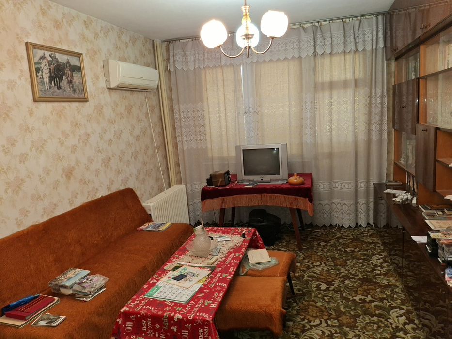 Продава се Тристаен апартамент в Търговище, Запад 2 - 77 кв.м за 1060 €/кв.м - Снимка #1